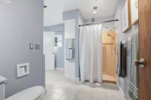 1325 NW 9th St, Gresham, OR 97030 - Photo 28