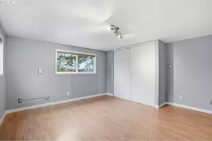 1325 NW 9th St, Gresham, OR 97030 - Photo 26