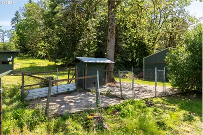 39508 SE 37th St, Washougal, WA 98671 - Photo 32