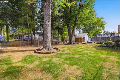 703 E 5th St, Molalla, OR 97038 - Photo 38