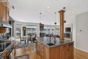 2630 N Hayden Island Dr, Portland, OR 97217 - Photo 22