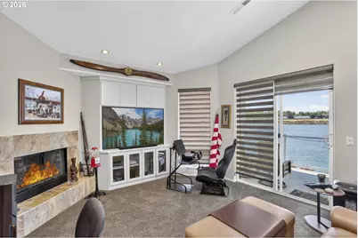 2630 N Hayden Island Dr #18, Portland, OR 97217 - Photo 32