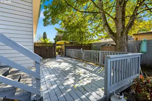 548 NW 18th St, McMinnville, OR 97128 - Photo 10