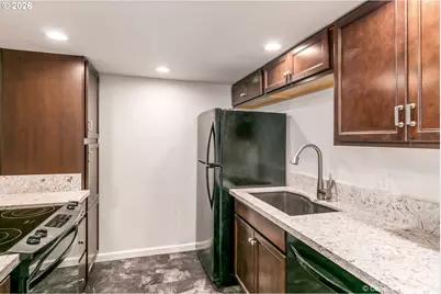 2211 SW 1st Ave #206, Portland, OR 97201 - Photo 6