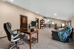 1024 SW Pine Dr, Warrenton, OR 97146 - Photo 12