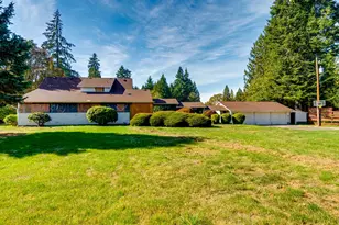 3015 S Parkway Ave, Battle Ground, WA 98604 - Photo 2