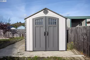 1010 Raechel Rd, Lakeside, OR 97449 - Photo 12