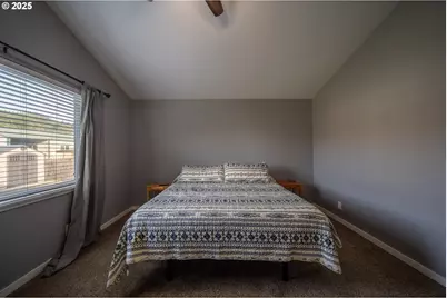 1010 Raechel Rd, Lakeside, OR 97449 - Photo 30