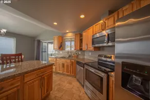 1010 Raechel Rd, Lakeside, OR 97449 - Photo 20