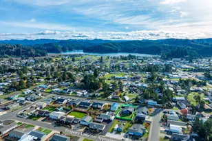 1010 Raechel Rd, Lakeside, OR 97449 - Photo 6