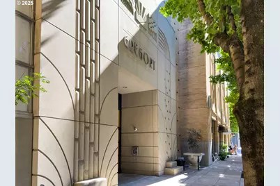 420 NW 11th Ave #1105, Portland, OR 97209 - Photo 4