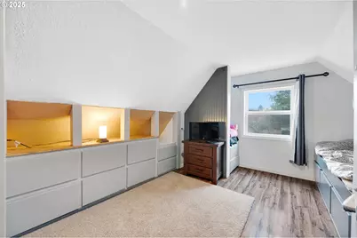 352 NE Polk Station Rd, Dallas, OR 97338 - Photo 24