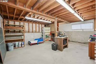 11851 SE Madison St, Portland, OR 97216 - Photo 44