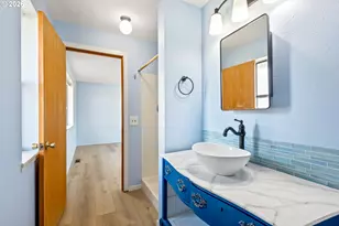 896 SE Dover Ln, Madras, OR 97741 - Photo 16