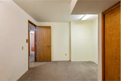 896 SE Dover Ln, Madras, OR 97741 - Photo 28