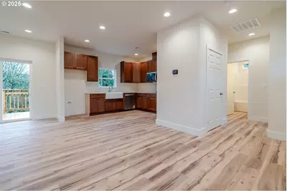 1423 45th Ave, Sweet Home, OR 97386 - Photo 12