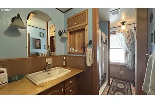 910 Willow St, Spray, OR 97874 - Photo 4