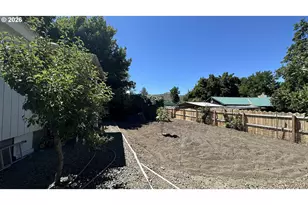 910 Willow St, Spray, OR 97874 - Photo 8