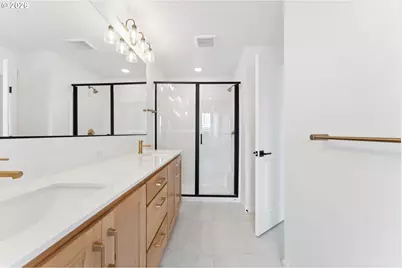 8583 SE Kinnaman St, Hillsboro, OR 97123 - Photo 18