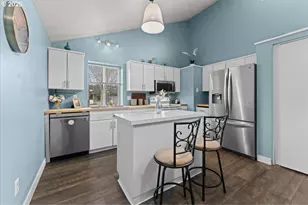 13414 NW Indian Spring Dr, Vancouver, WA 98685 - Photo 10