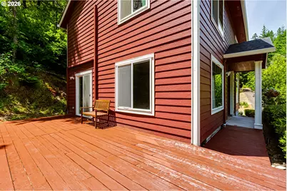 667 Kamapheema Pl, Eugene, OR 97405 - Photo 34