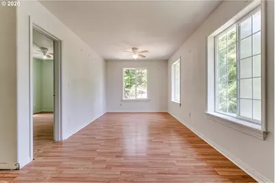667 Kamapheema Pl, Eugene, OR 97405 - Photo 28