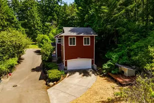 667 Kamapheema Pl, Eugene, OR 97405 - Photo 36