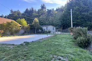 29515 Myrtle Ln, Gold Beach, OR 97444 - Photo 1