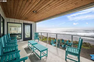 835 N Pacific St, Rockaway Beach, OR 97136 - Photo 16
