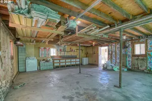 223 Concord St, Helix, OR 97835 - Photo 34