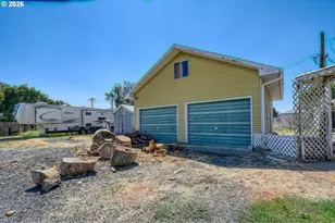 223 Concord St, Helix, OR 97835 - Photo 32