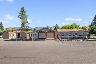 261 1st St, Prairie City, OR 97869 - Photo 1