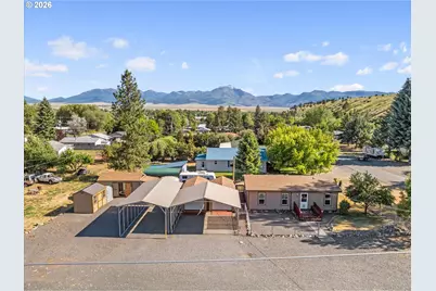 261 1st St, Prairie City, OR 97869 - Photo 2