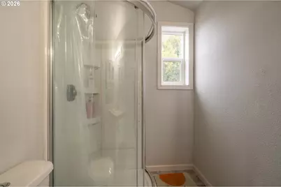 1080 State St, North Bend, OR 97459 - Photo 24