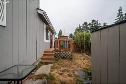 1080 State St, North Bend, OR 97459 - Photo 18
