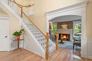 1803 NW Cedar Rdg Dr, Portland, OR 97229 - Photo 4