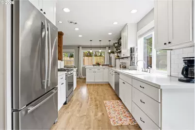 12650 SW Katherine St, Tigard, OR 97223 - Photo 10