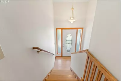 415 Burchard Dr, Scottsburg, OR 97473 - Photo 22