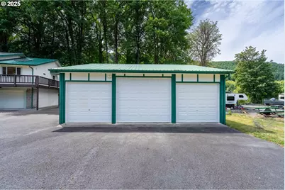 415 Burchard Dr, Scottsburg, OR 97473 - Photo 40