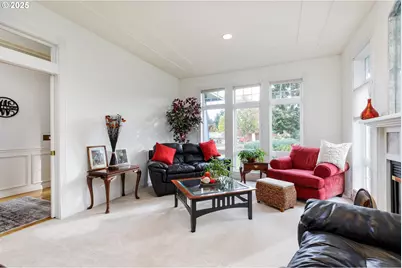 2573 SE Morlan Way, Gresham, OR 97080 - Photo 8