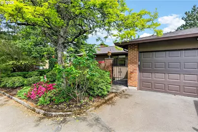 14729 NE Stanton Ct, Portland, OR 97230 - Photo 2