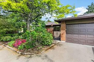 14729 NE Stanton Ct, Portland, OR 97230 - Photo 2
