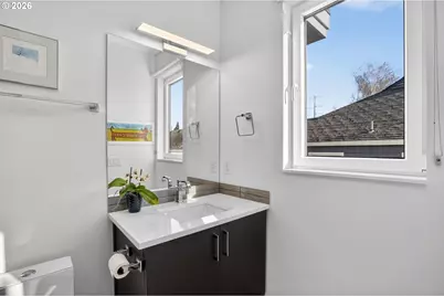 5248 NE Couch St, Portland, OR 97213 - Photo 26