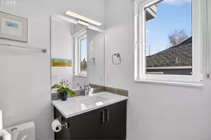 5248 NE Couch St, Portland, OR 97213 - Photo 26