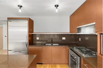 3601 S River Pkwy #407, Portland, OR 97239 - Photo 8