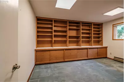 2040 NW 23rd St, Corvallis, OR 97330 - Photo 36