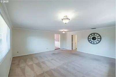 2040 NW 23rd St, Corvallis, OR 97330 - Photo 32