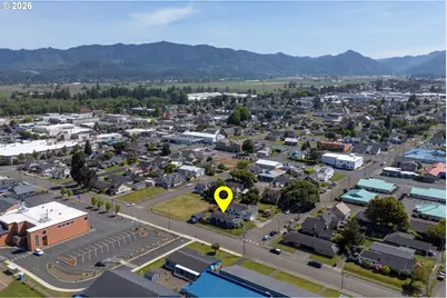 1802 8th St, Tillamook, OR 97141 - Photo 34