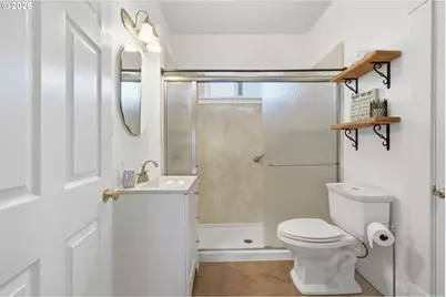 1802 8th St, Tillamook, OR 97141 - Photo 20