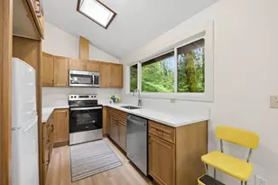 64890 E Mountain Meadow Ln, Rhododendron, OR 97049 - Photo 14